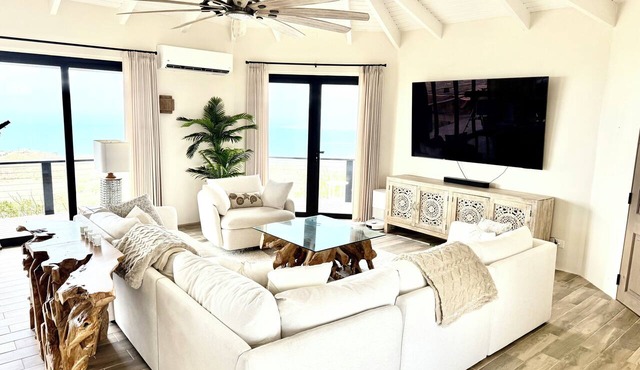 New! Hilltop luxury with breathtaking views new pics coming soon! in Christiansted