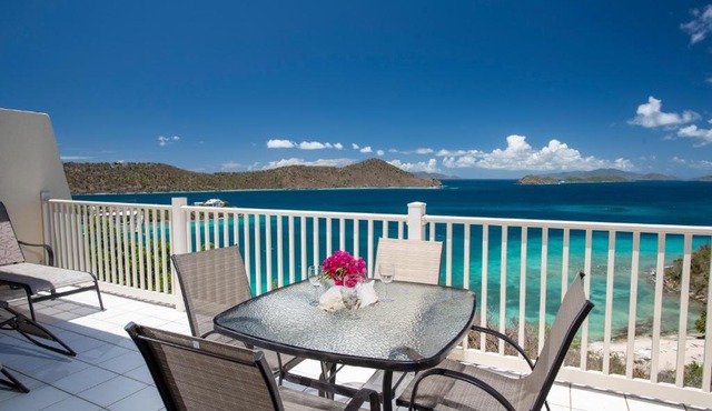 Official Resort Deluxe Villa with Ocean Views!