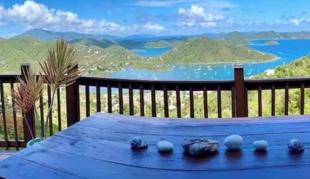 PANORAMIC OCEAN VIEWS- St John Romantic Coral Bay Oasis. A/C, Best Beaches,