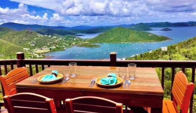 Penthouse Views full AC Coral Bay St John, Easy Drive Restaurants, Bars, Beaches in Coral Bay