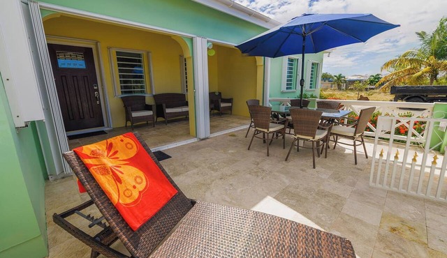 Perfect 4BDRM for families or groups! in Frederiksted