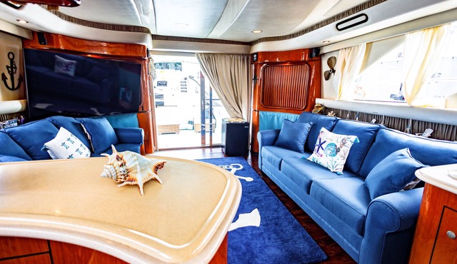Private Luxury Yacht for up to six guests - Day or Night charters! in St Thomas
