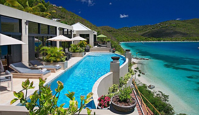 The BEST Wedding Spot! 2 pools, gym, beachfront & MUCH MORE! in St. Thomas