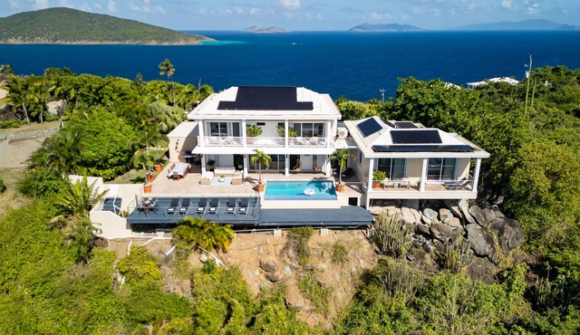 Villa Lucco - Stunning 360° Views of Magens Bay, St.John & BVI. Luxury 6 bedroom in St. Thomas