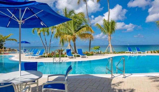 Wyndham Limetree Beach Resort | Two Studio Suites