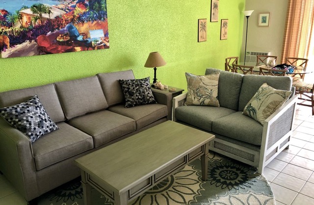 Oceanfront condo on Bolongo Bay 2bd/2ba