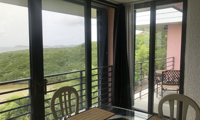 Bolongo Bay Apartment | 1 Bedroom, 2 Bath Ocean View Overlooking Bolongo Bay Newly Renovated