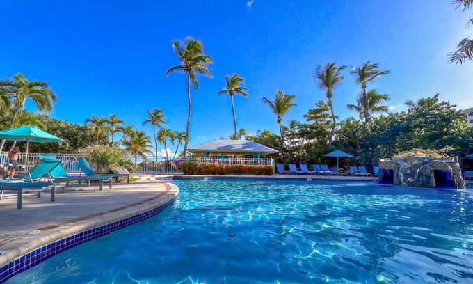 Nazareth Condo | 3BR in Cowpet Bay East w/pool & beach, sleeps 8