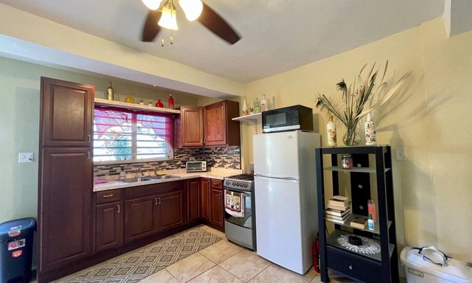 Altona Condo | Bamboo – New Apt. - Downtown/Sea View - Perfect Location