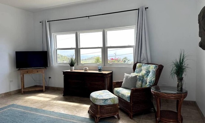 Estate Bethany Condo | Barefoot in the Sun @ Sunset Quarters