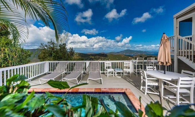 St. John House | Coconut Hill Cottage