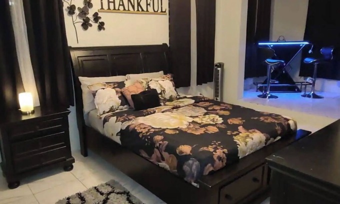 Frydendal Apartment | Enjoyable apartment with AC in sunny St Thomas