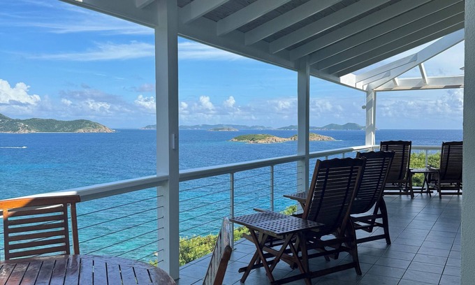 Bordeaux Mountain House | Folly View-Ocean sounds & views w/parking, full kitchen, A/C bedroom, Starlink