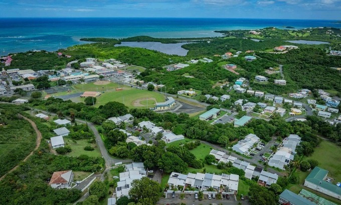 Estate East Street Condo | Mahogany Cove – Your Tropical Hideaway Awaits!