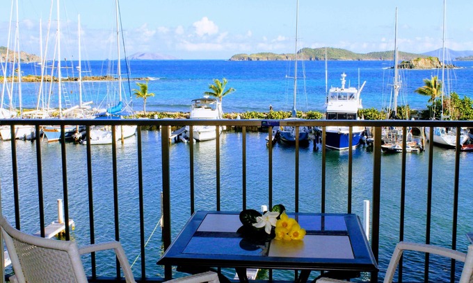 Red Hook Condo | On the Water with Style, 5 minute walk to Beach along the Marina
