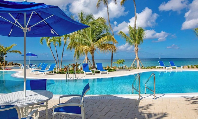 Estate Frenchman Bay Condo | Tropical Paradise: 1BR Suite @ Limetree Resort