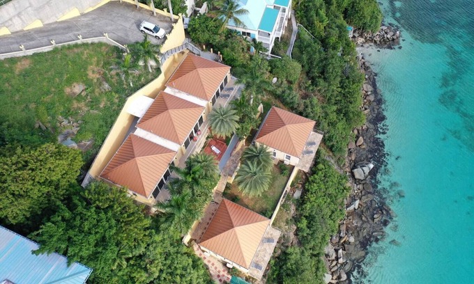 Estate Peterborg Villa | Villa Sailfish by Fantasia Villas