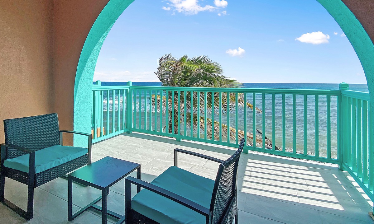 Grapetree Hotel | Grapetree Bay Hotel & Villas