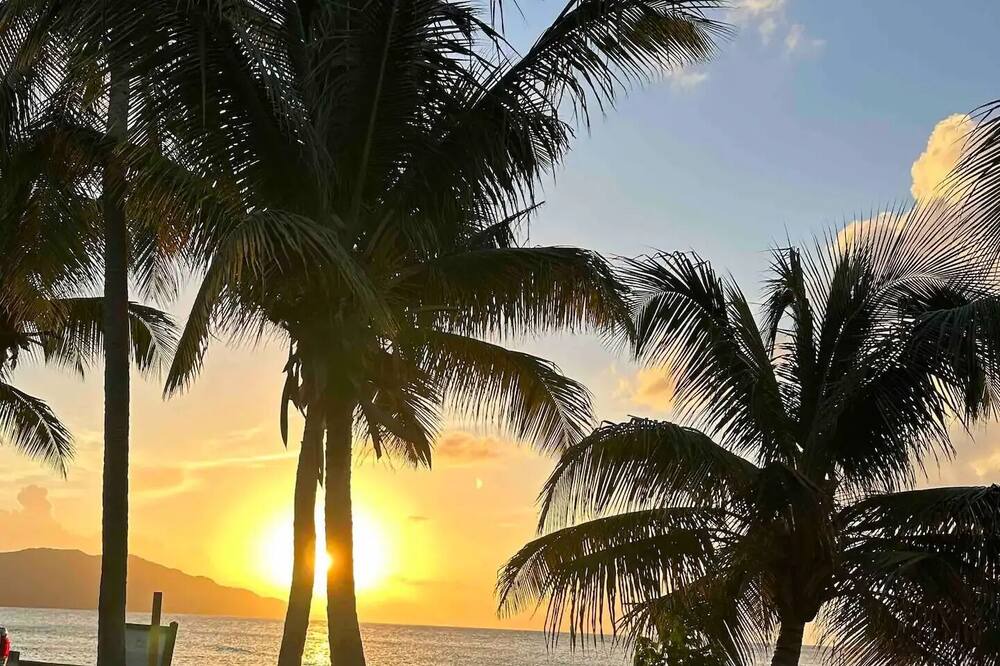 Cane Bay Villa | Retreat, Adventure, Beach, Pet and AC