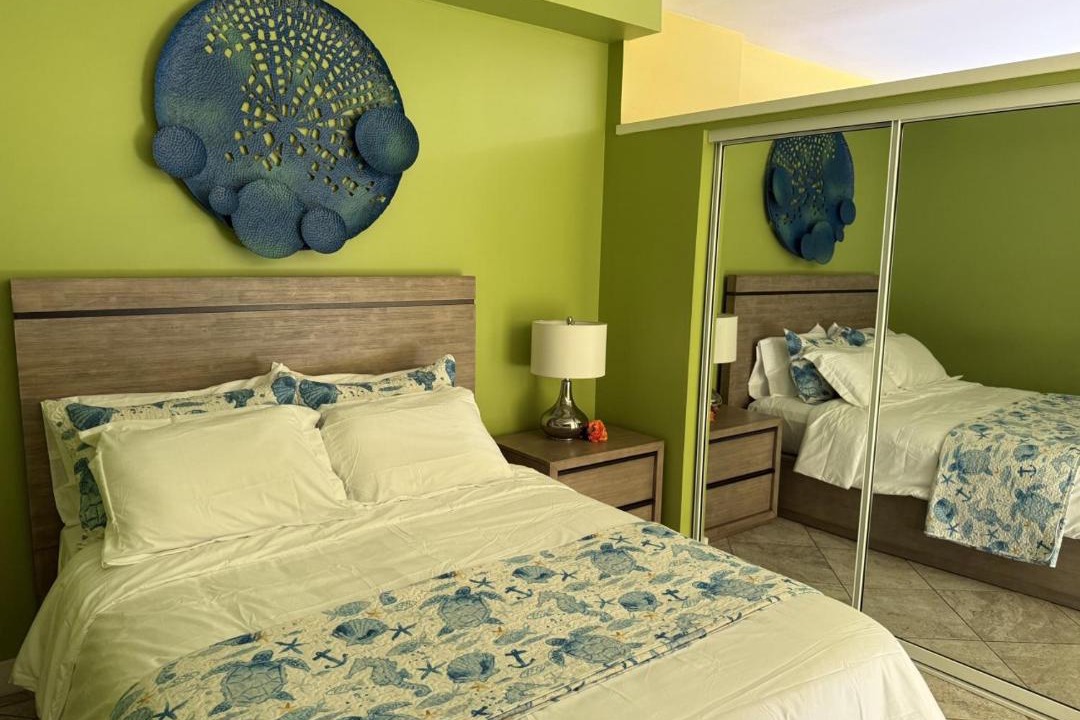 Red Hook House | Island Couples Retreat - 1 Bed Condo in Red Hook