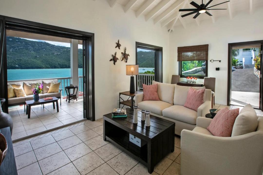 Estate Peterborg House | Cozy, furnished house