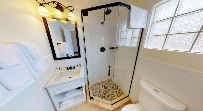 Photo of Bathroom in Christiansted