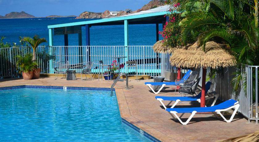 Photo of Others in Charlotte Amalie West