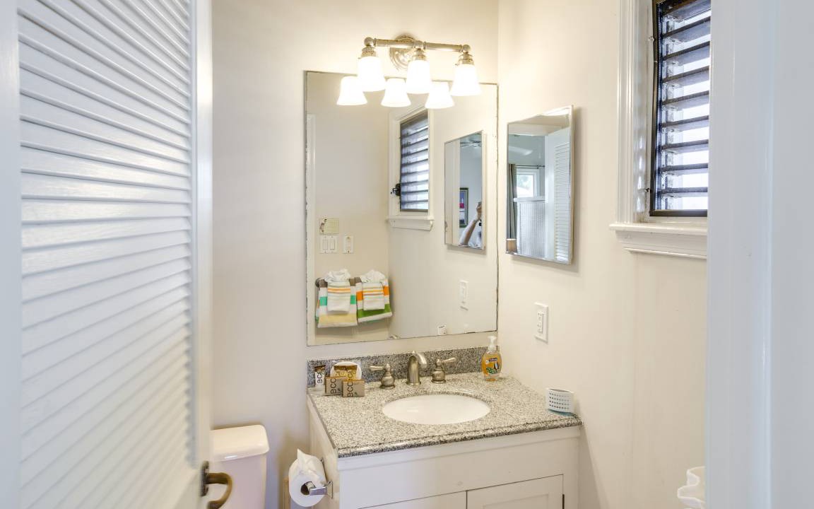 Photo of Bathroom in Magens Bay