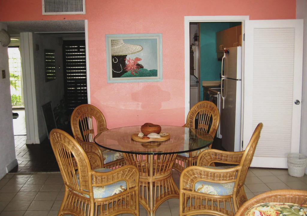 Photo of Livingroom in Estate Golden Rock