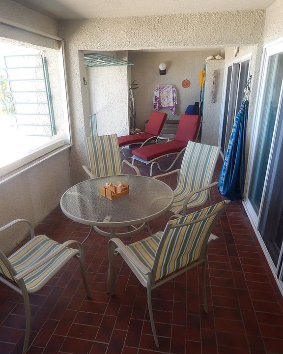 Photo of Livingroom in Estate Golden Rock