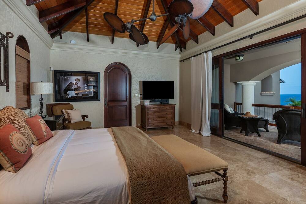 Photo of Bedroom in Hart Bay
