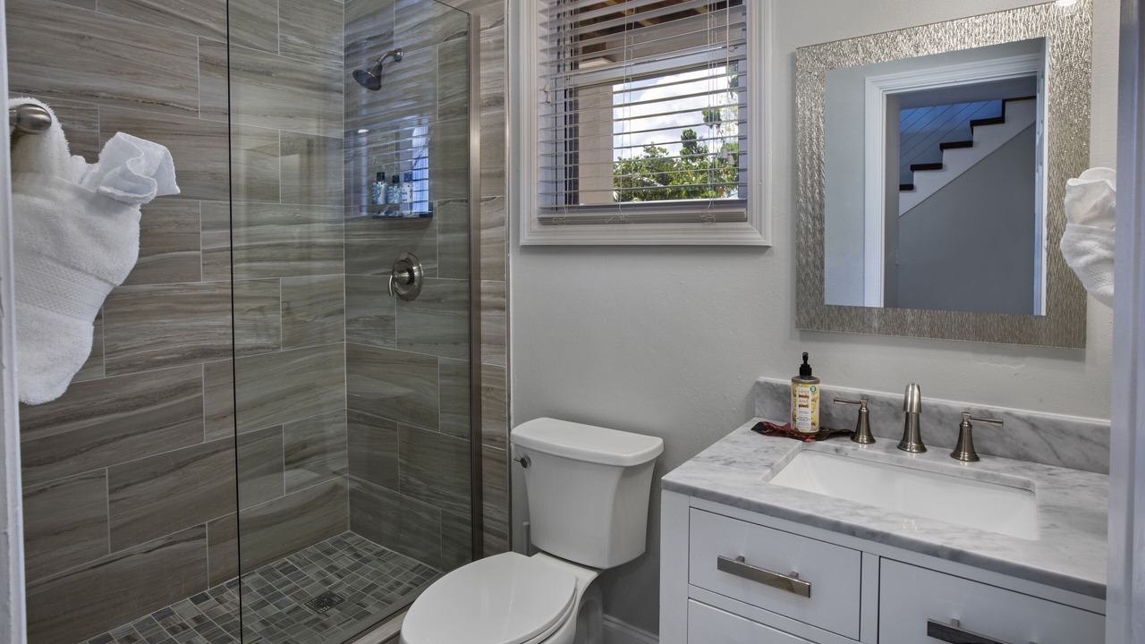 Photo of Bathroom in Estate Hull