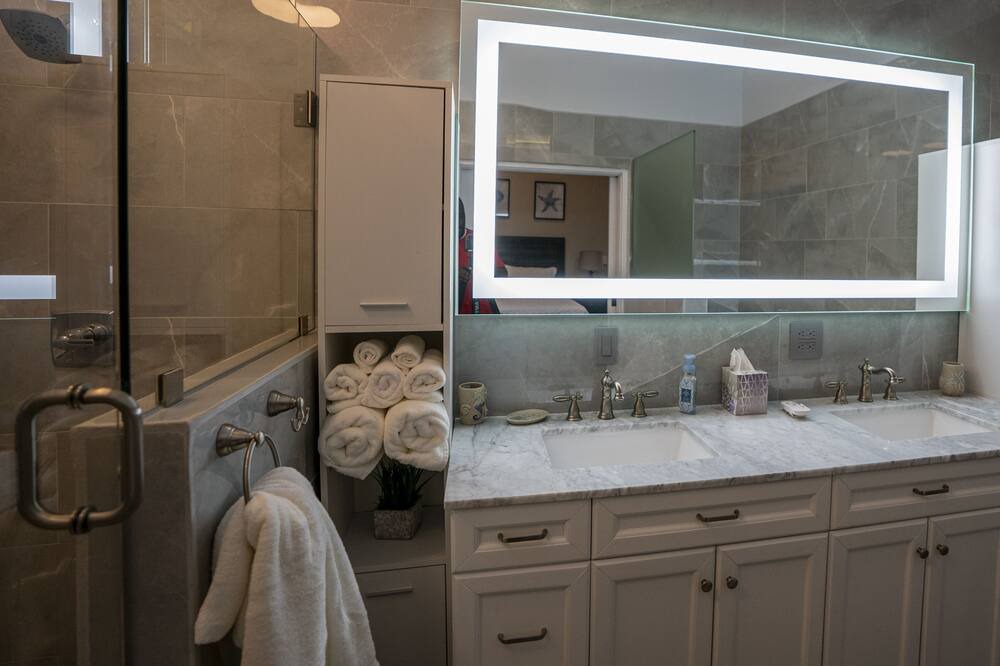 Photo of Bathroom in Frederiksted Southeast