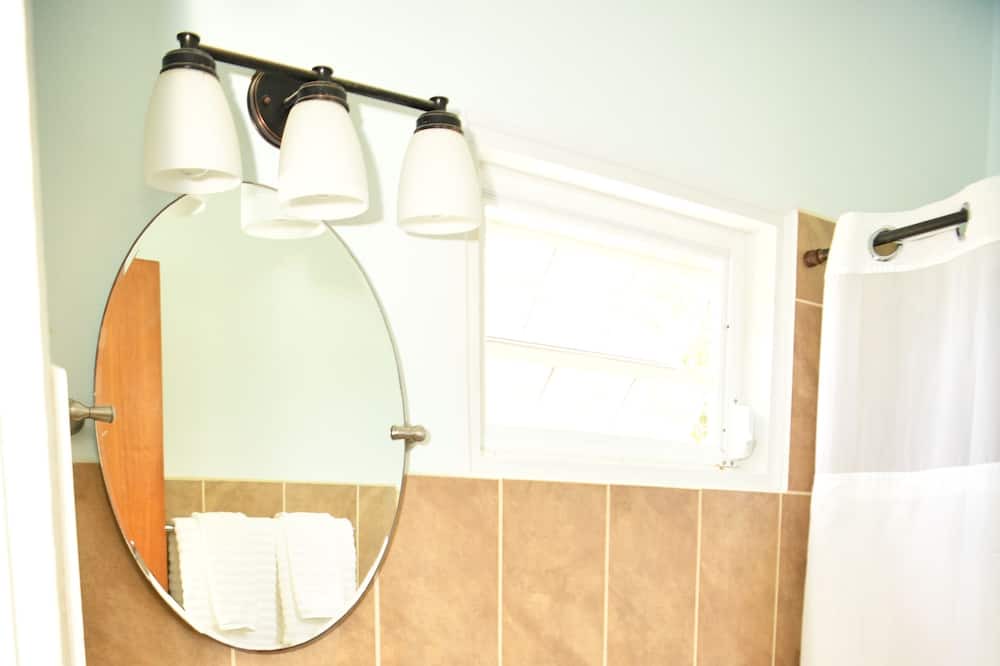 Photo of Bathroom in Sion Farm