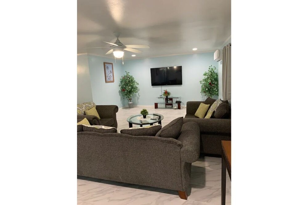 Photo of Livingroom in Estate Work and Rest