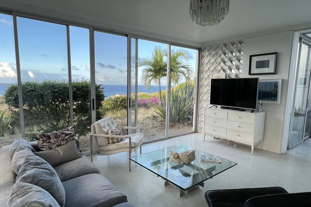 Photo of Livingroom in Slob
