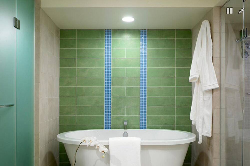 Photo of Bathroom in Great Cruz Bay