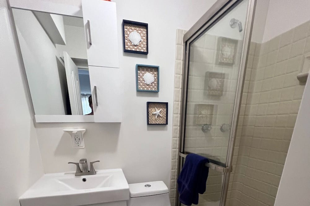 Photo of Bathroom in Cotton Valley