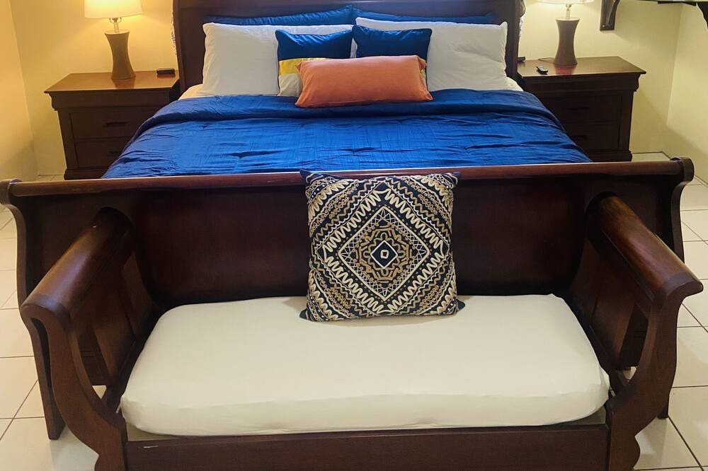 Photo of Bedroom in Testman