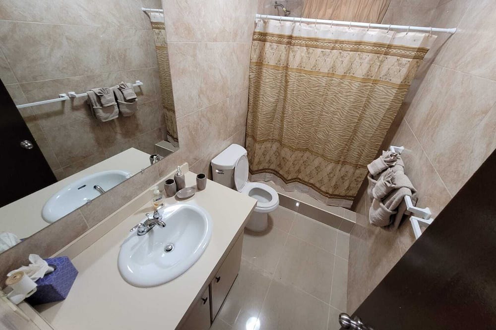 Photo of Bathroom in Estate Fortuna