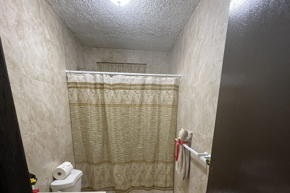 Photo of Bathroom in Estate Fortuna