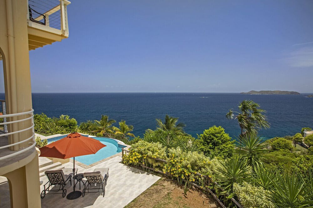 Photo of Others in Estate Little Saint Thomas