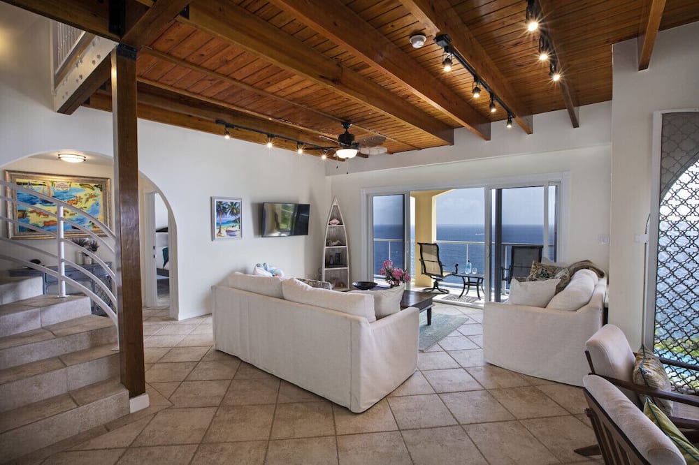 Photo of Others in Estate Little Saint Thomas