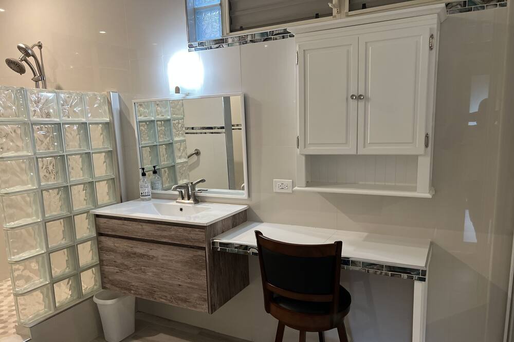 Photo of Bathroom in Peterborg