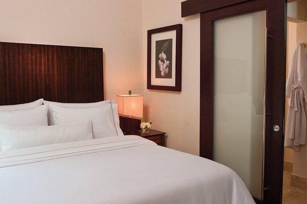 Photo of Bedroom in Great Cruz Bay