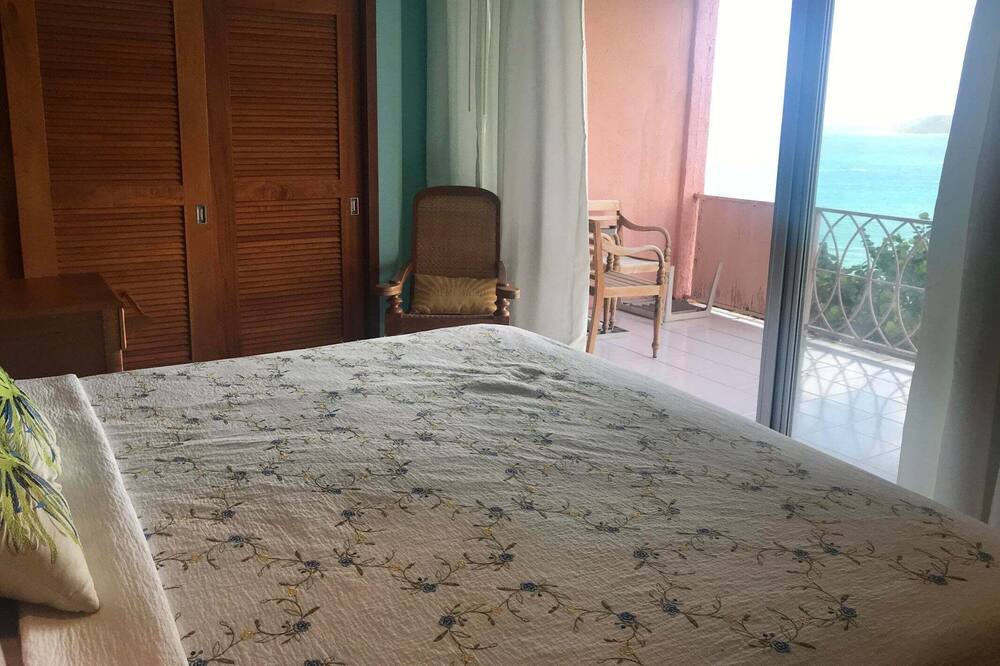 Photo of Bedroom in Cotton Valley