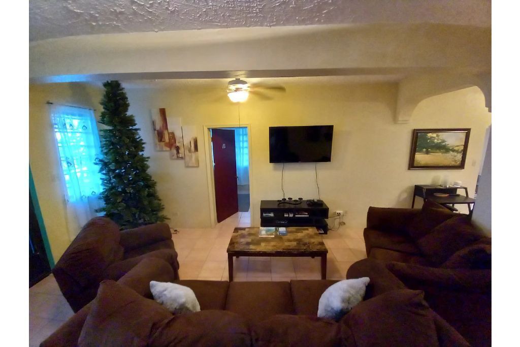 Photo of Livingroom in Estate Fortuna Hill