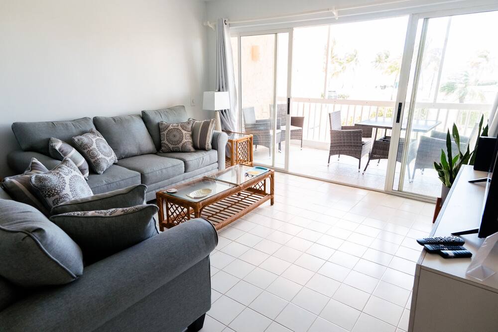 Photo of Livingroom in Cane Bay