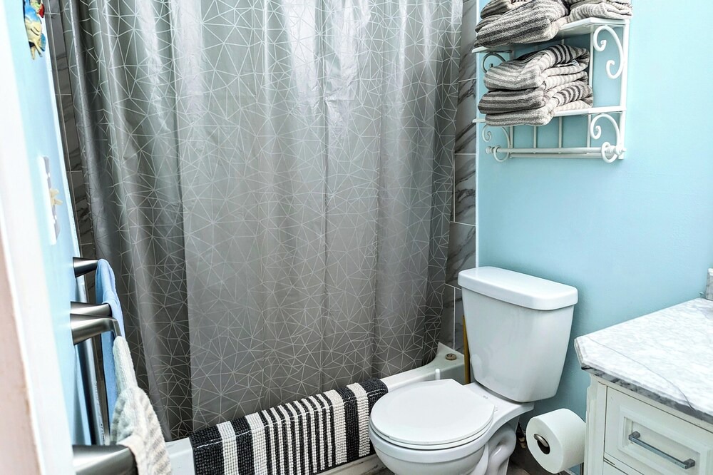 Photo of Bathroom in Estate Mount Welcome