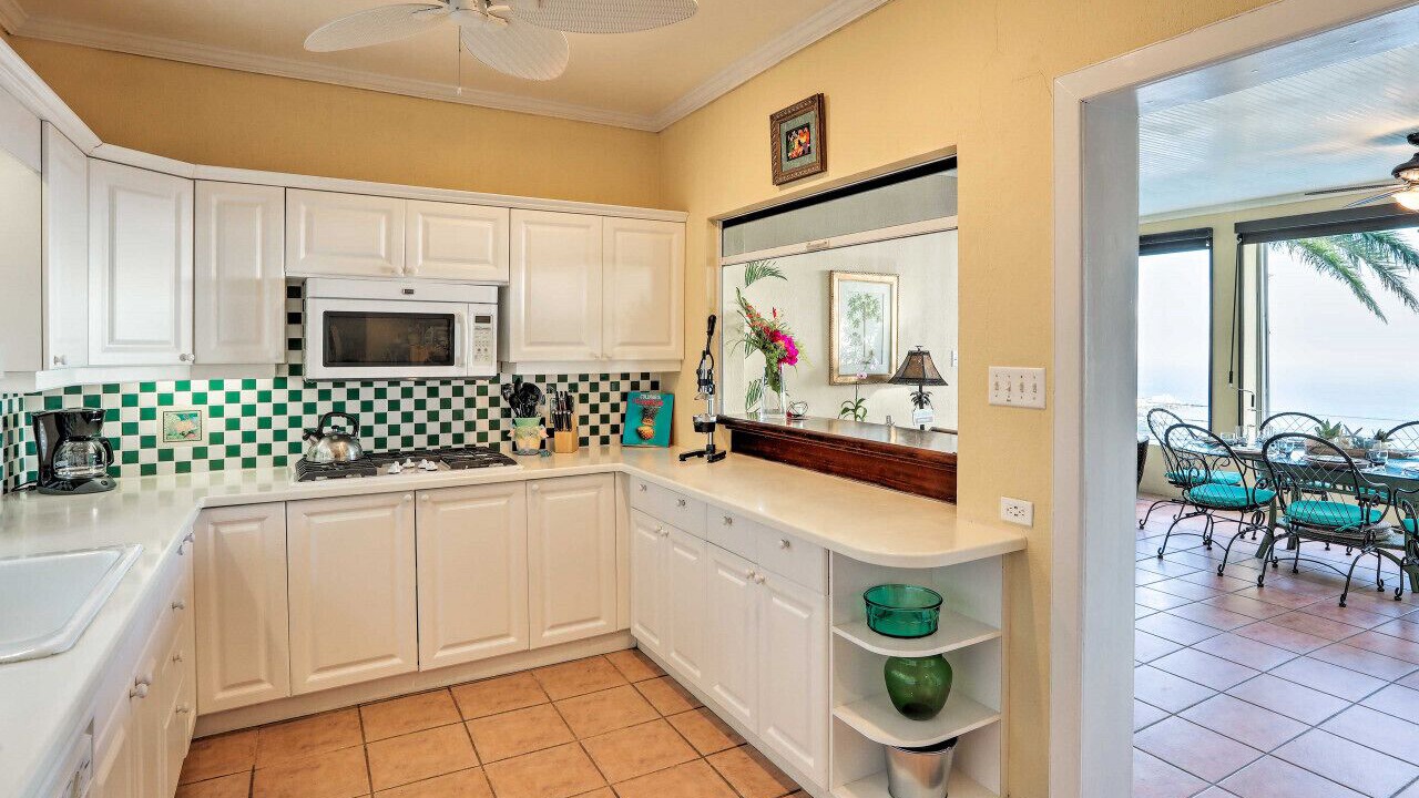 Photo of Kitchen in Estate Kings Quarter